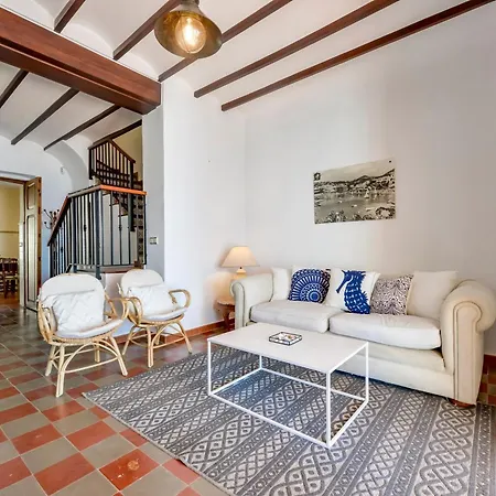 Guzman - El Pino Villa *